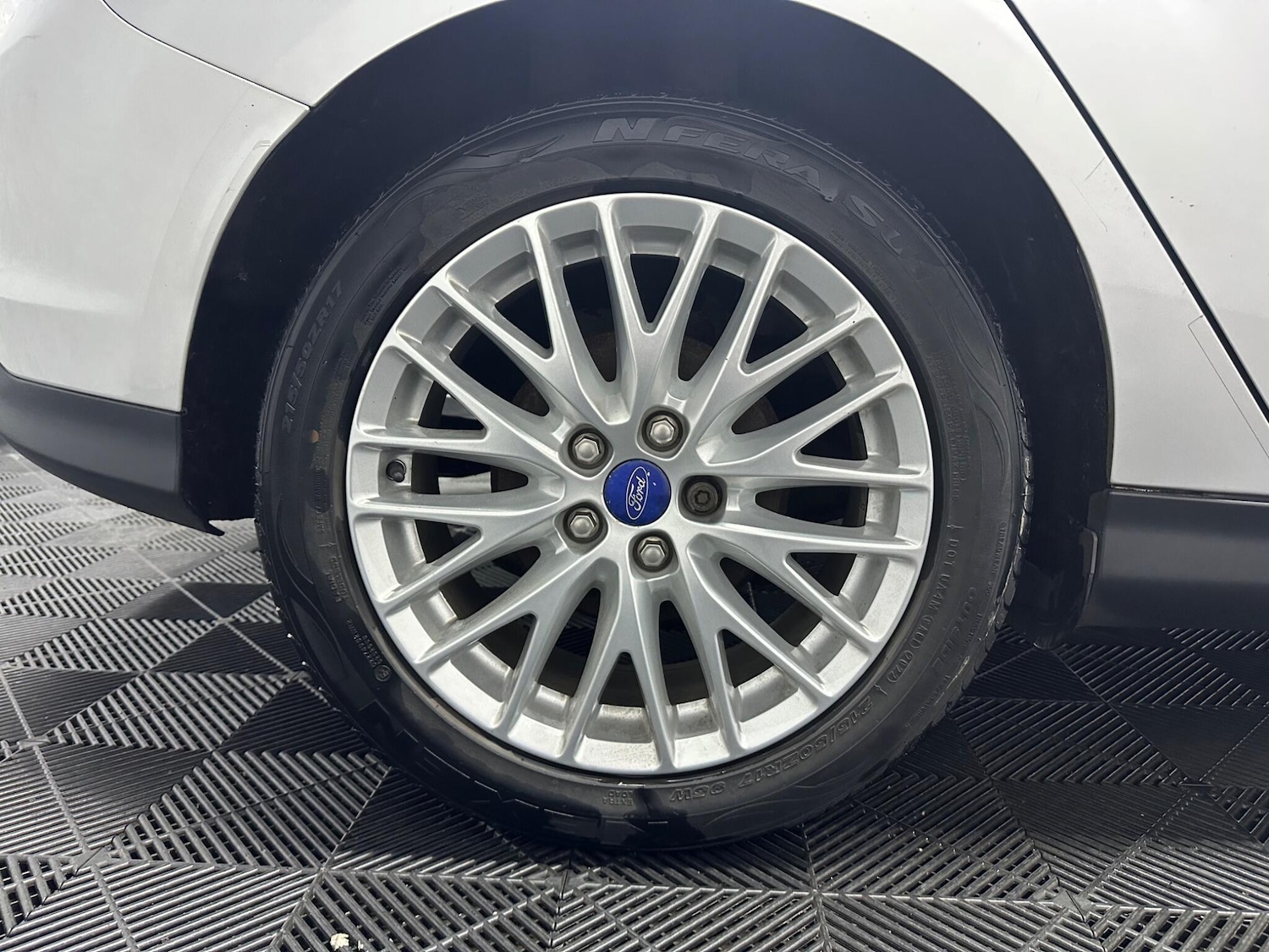 Used Ford Focus for sale - 77892857: Photo 24