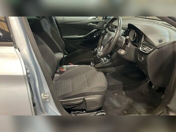 Used Vauxhall Astra 2018 for sale - 77683184: Photo
