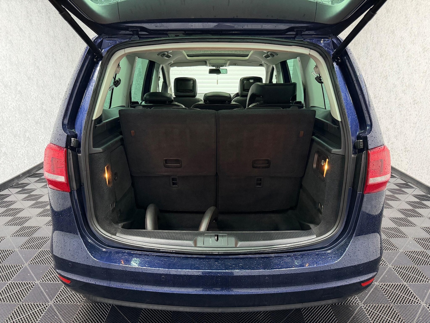 Used Volkswagen Sharan for sale - 78205479: Photo 27