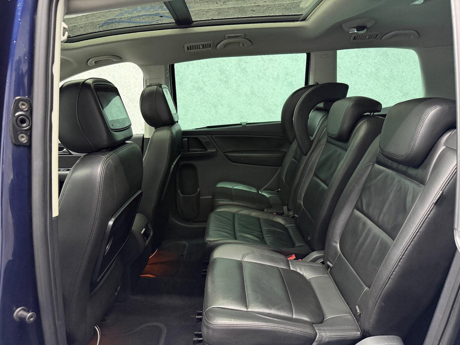 Used Volkswagen Sharan for sale - 78205479: Photo 3