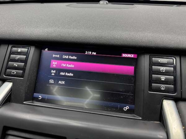Used Land Rover Discovery Sport 2017 for sale - 74173137: Photo 7