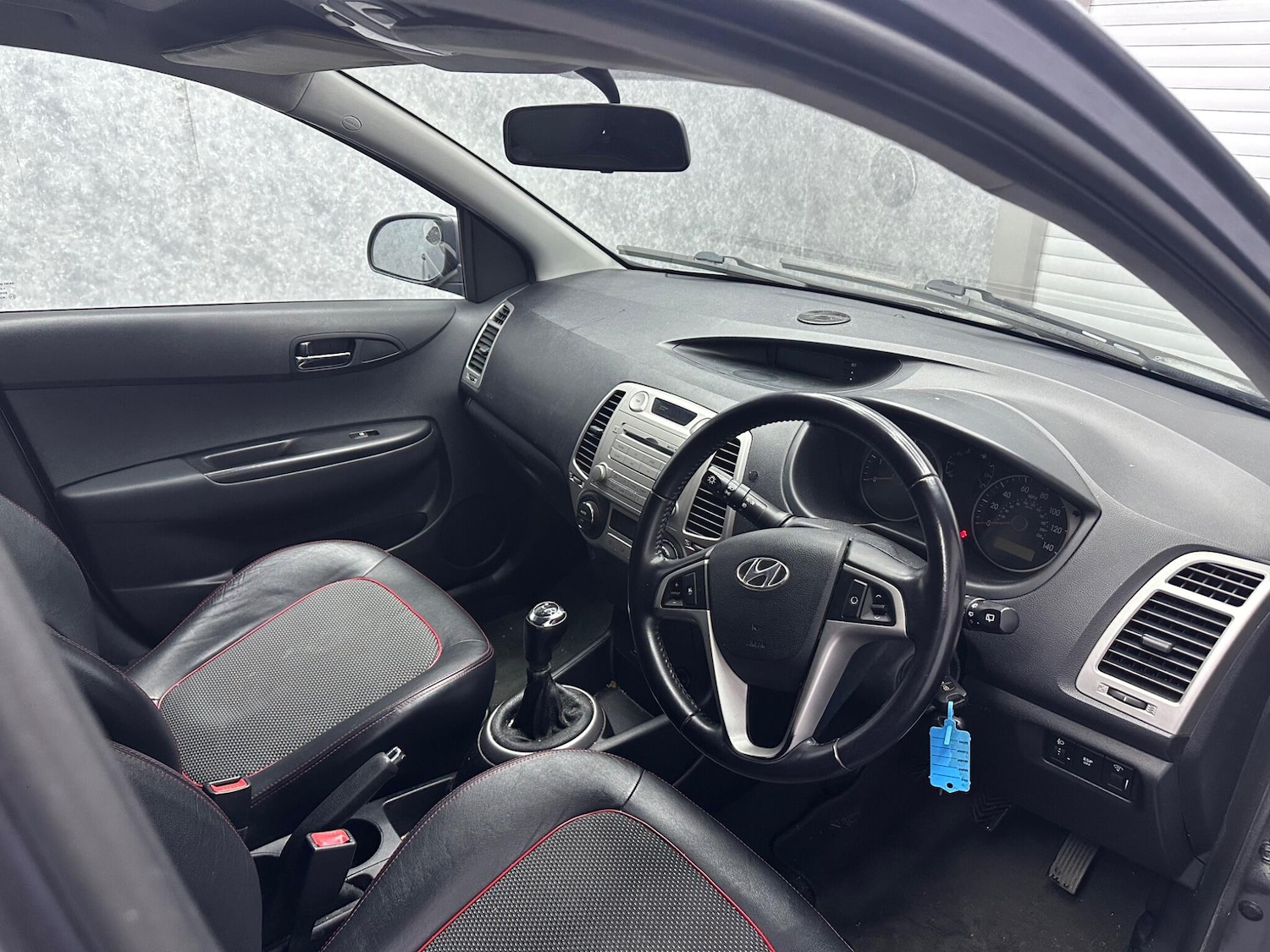 Used Hyundai i20 2009 for sale - 77637643: Photo 2