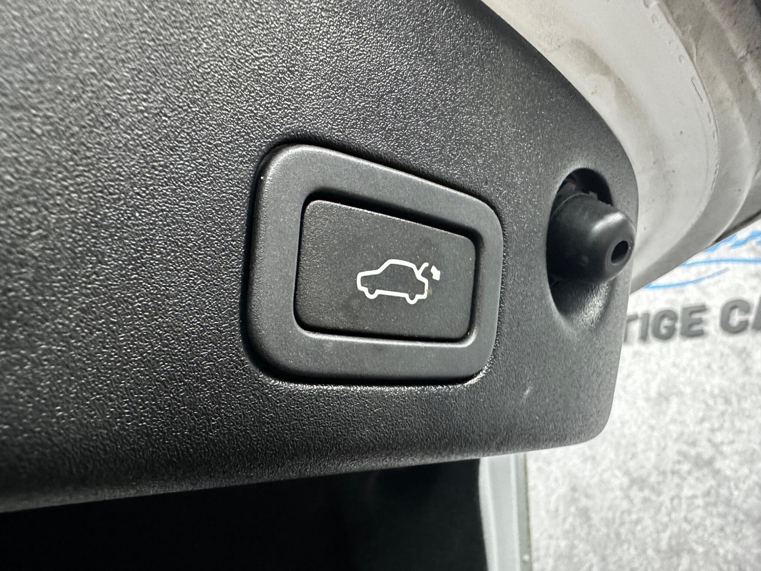 Used Jaguar XJ 2017 for sale - 77468768: Photo 43