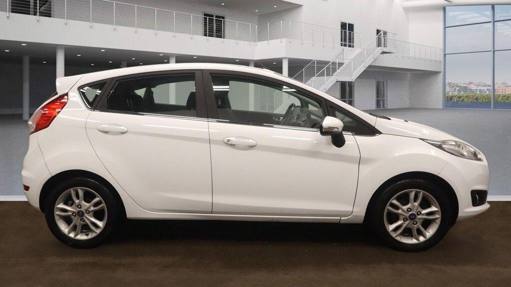 Used Ford Fiesta 2015 for sale - 77565125: Photo 9