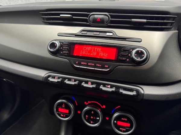 Used Alfa Romeo Giulietta 2014 for sale - 74699654: Photo 11