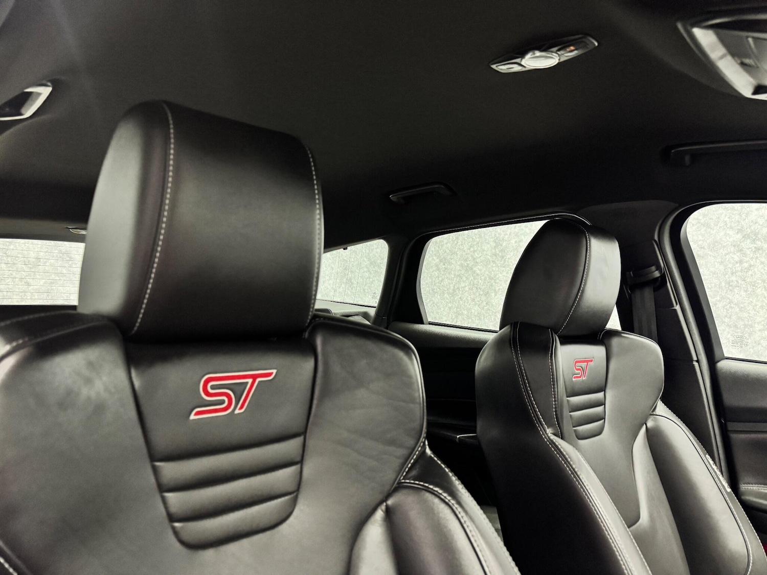 Used Ford Focus for sale - 76752722: Photo 40