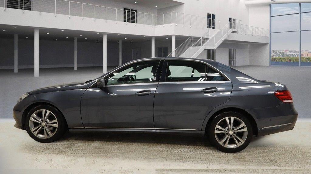 Used Mercedes-Benz E Class 2015 for sale - 77523976: Photo 10
