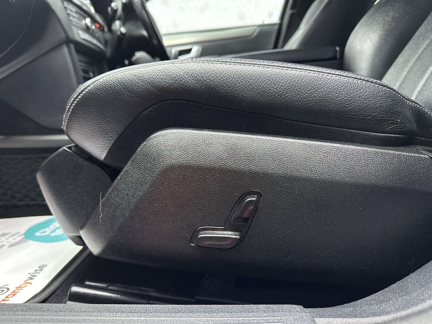 Used Mercedes-Benz E Class 2015 for sale - 77523976: Photo 33