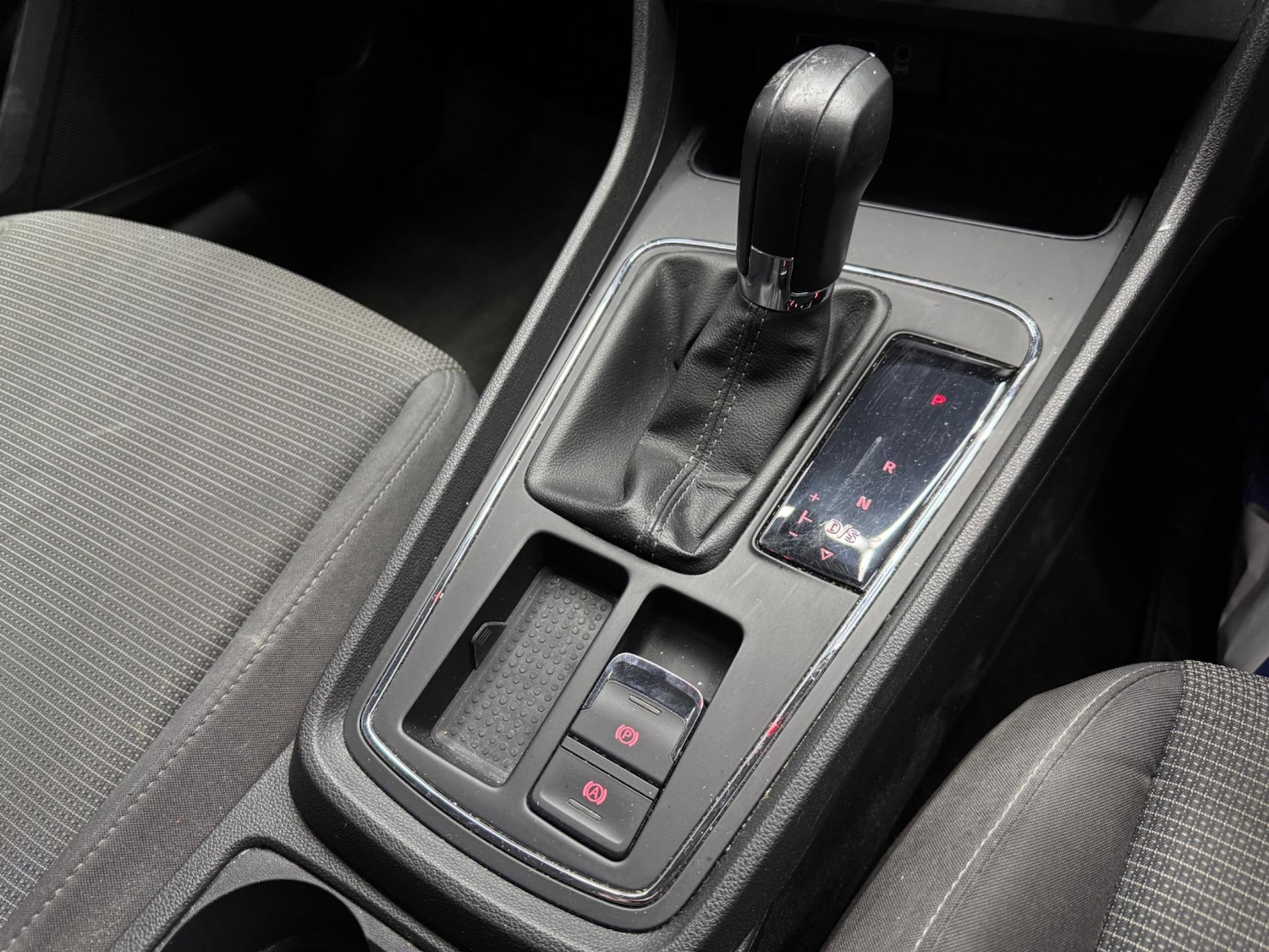 Vehicle 28