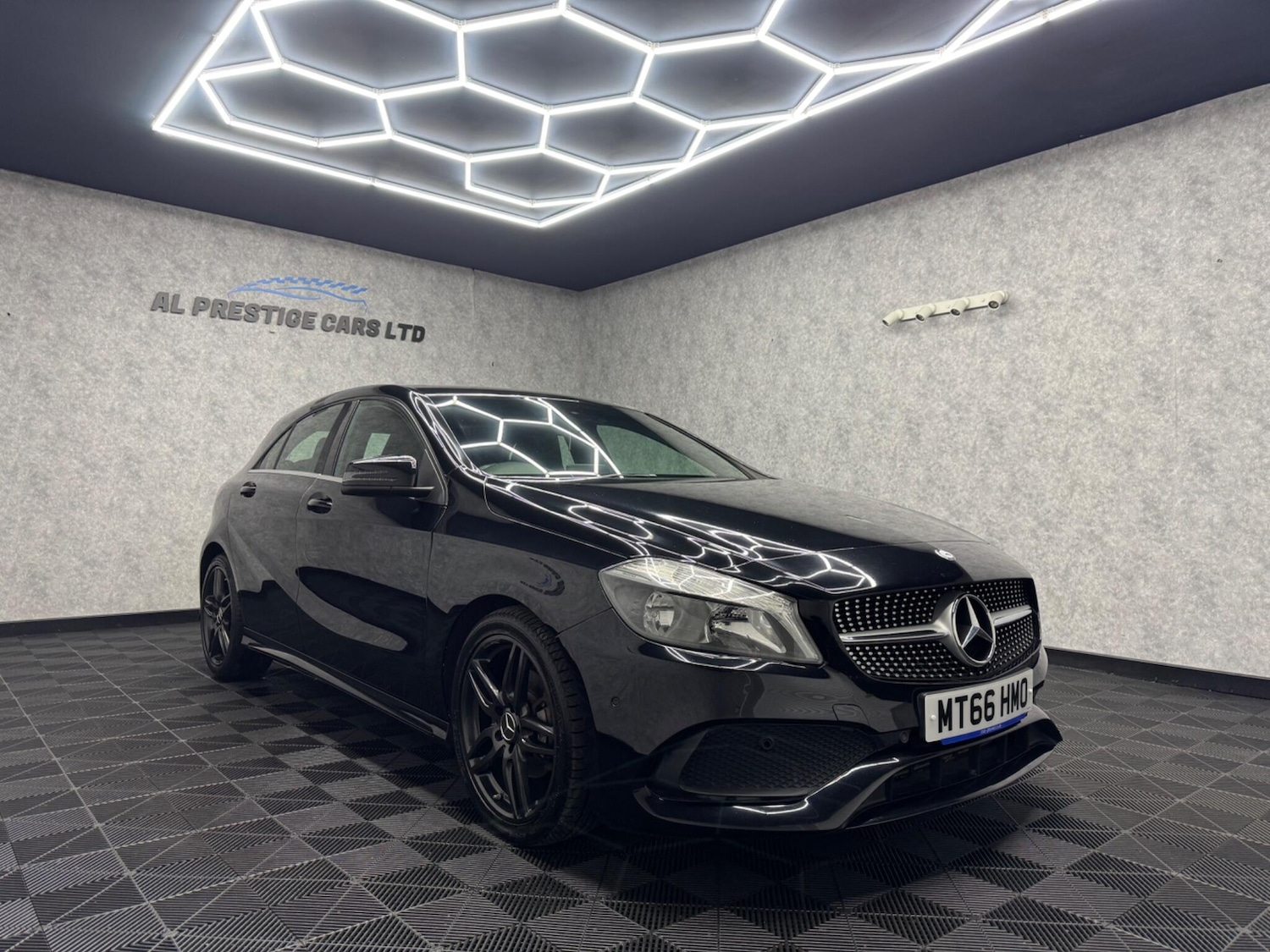 Used Mercedes-Benz A-Class 2016 for sale - 76084917: Photo 38