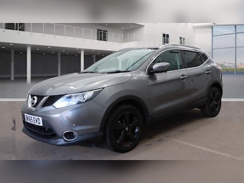 Used Nissan Qashqai 2015 for sale - 75747440: Photo