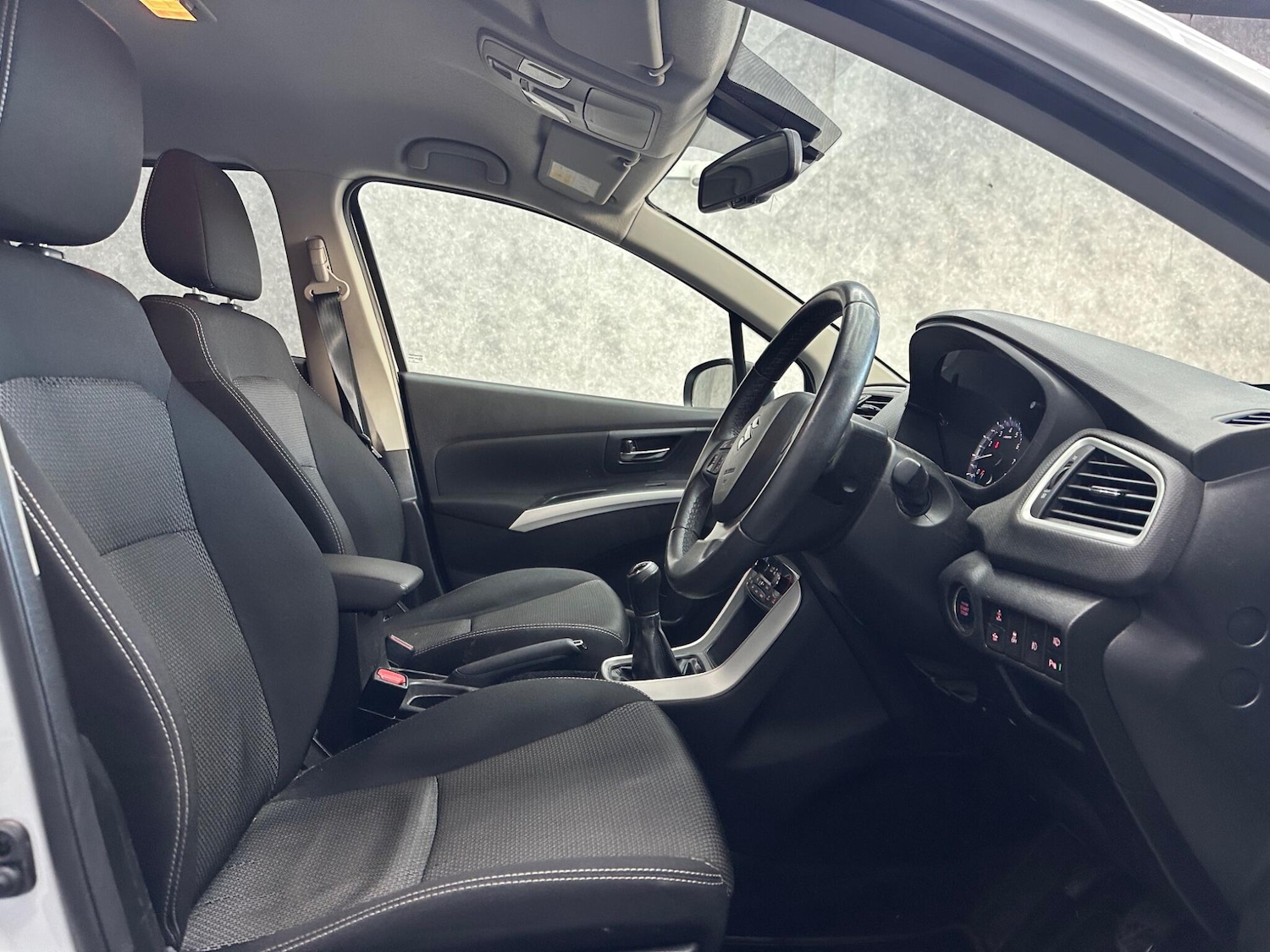 Used Suzuki SX4 S-Cross 2016 for sale - 77839611: Photo 3