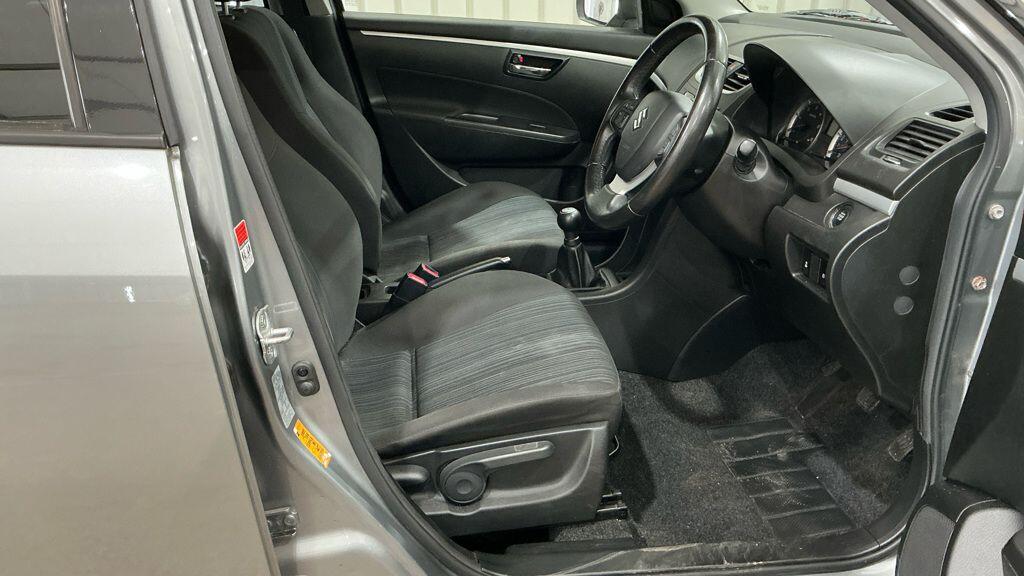 Used Suzuki Swift 2014 for sale - 78072751: Photo 2