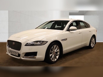 Used Jaguar XF 2017 for sale - 78115135: Photo