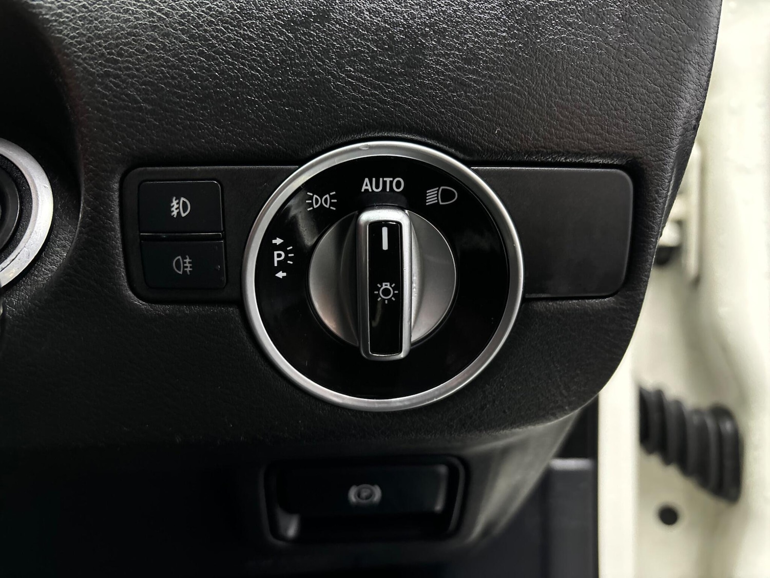 Used Infiniti Q30 2016 for sale - 77455636: Photo 23