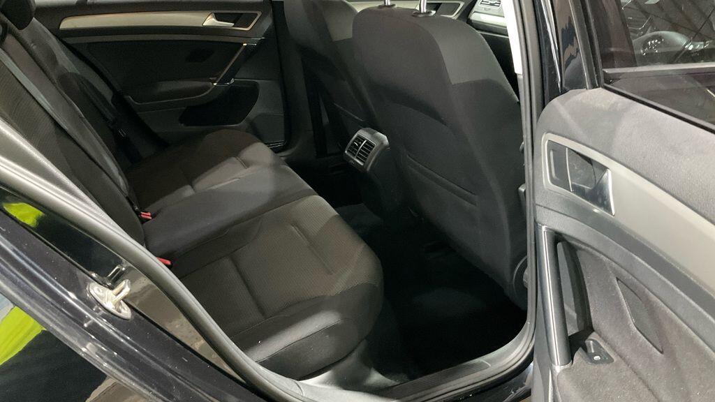 Used Volkswagen Golf 2014 for sale - 77084473: Photo 3