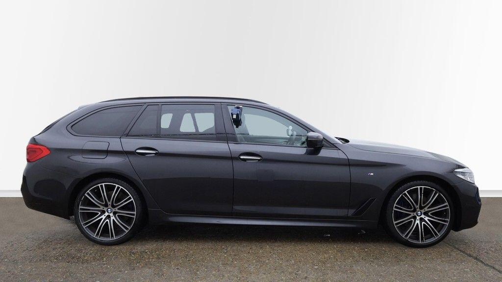 Used BMW 5 Series 2017 for sale - 77066874: Photo 12