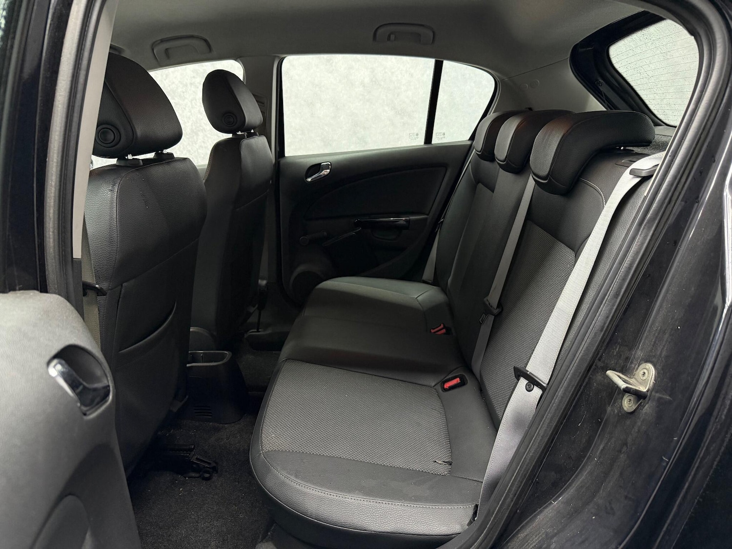 Used Vauxhall Corsa 2009 for sale - 78058508: Photo 9