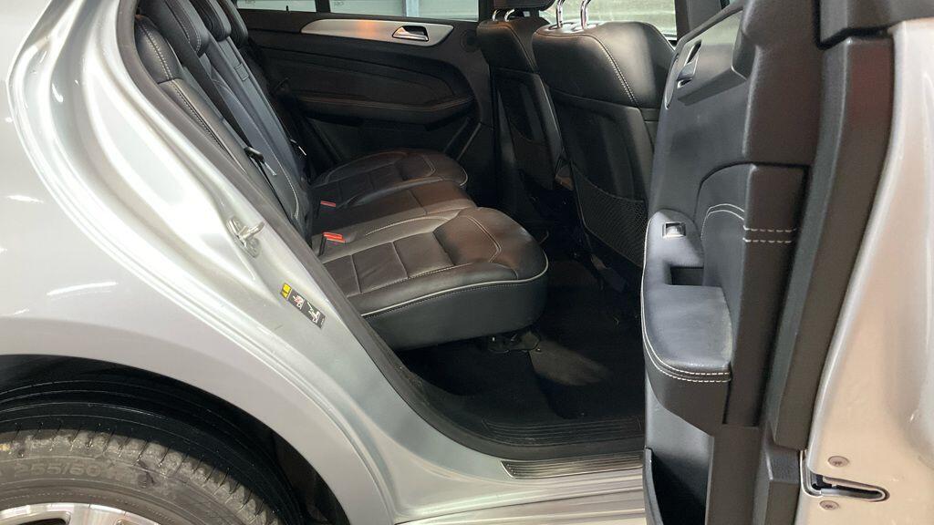 Used Mercedes-Benz M Class 2012 for sale - 76550153: Photo 4