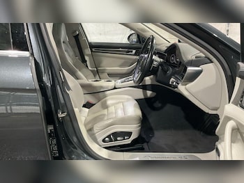 Used Porsche Panamera 2016 for sale - 78058633: Photo