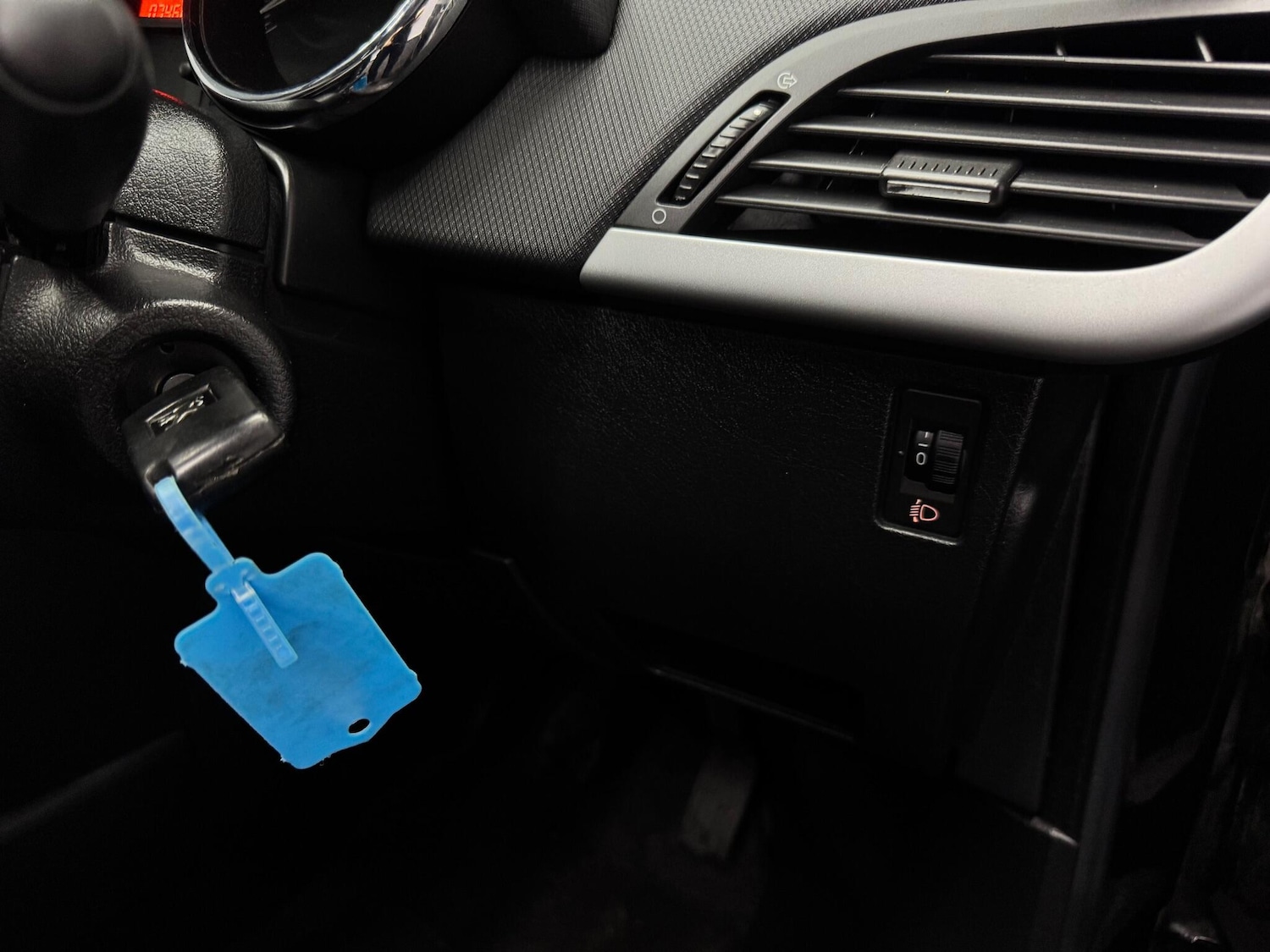 Used Peugeot 207 2007 for sale - 76942622: Photo 16