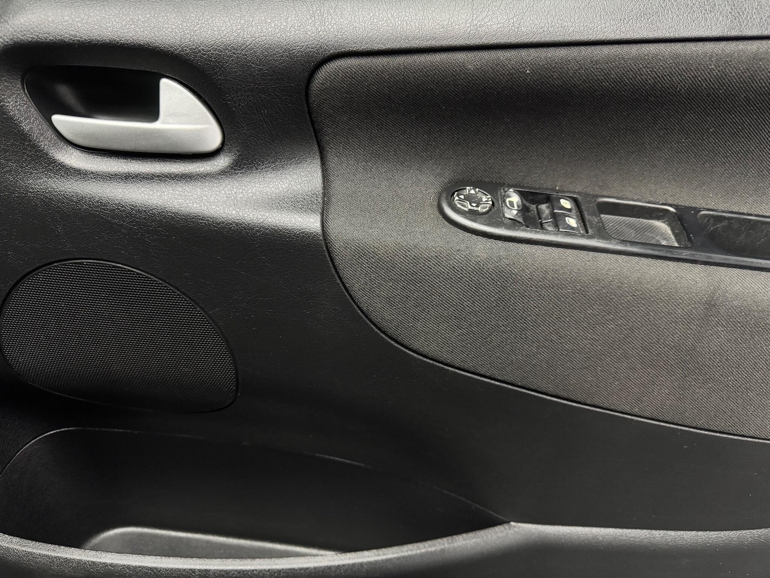 Used Peugeot 207 2007 for sale - 76942622: Photo 18