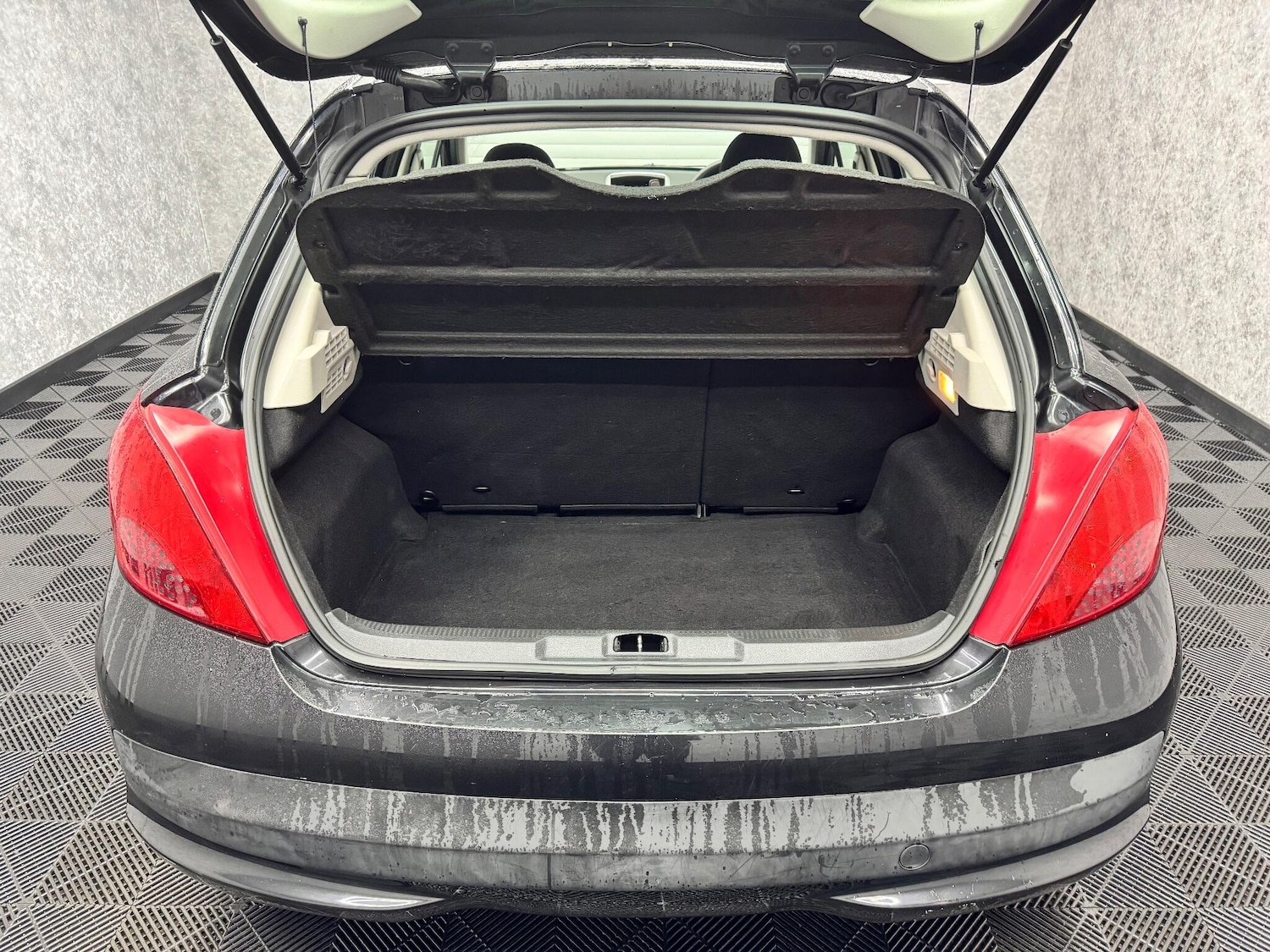 Used Peugeot 207 2007 for sale - 76942622: Photo 22