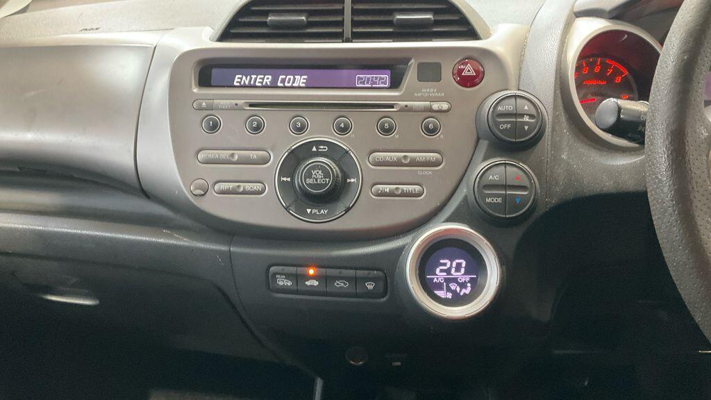 Used Honda Jazz 2009 for sale - 76573760: Photo 3