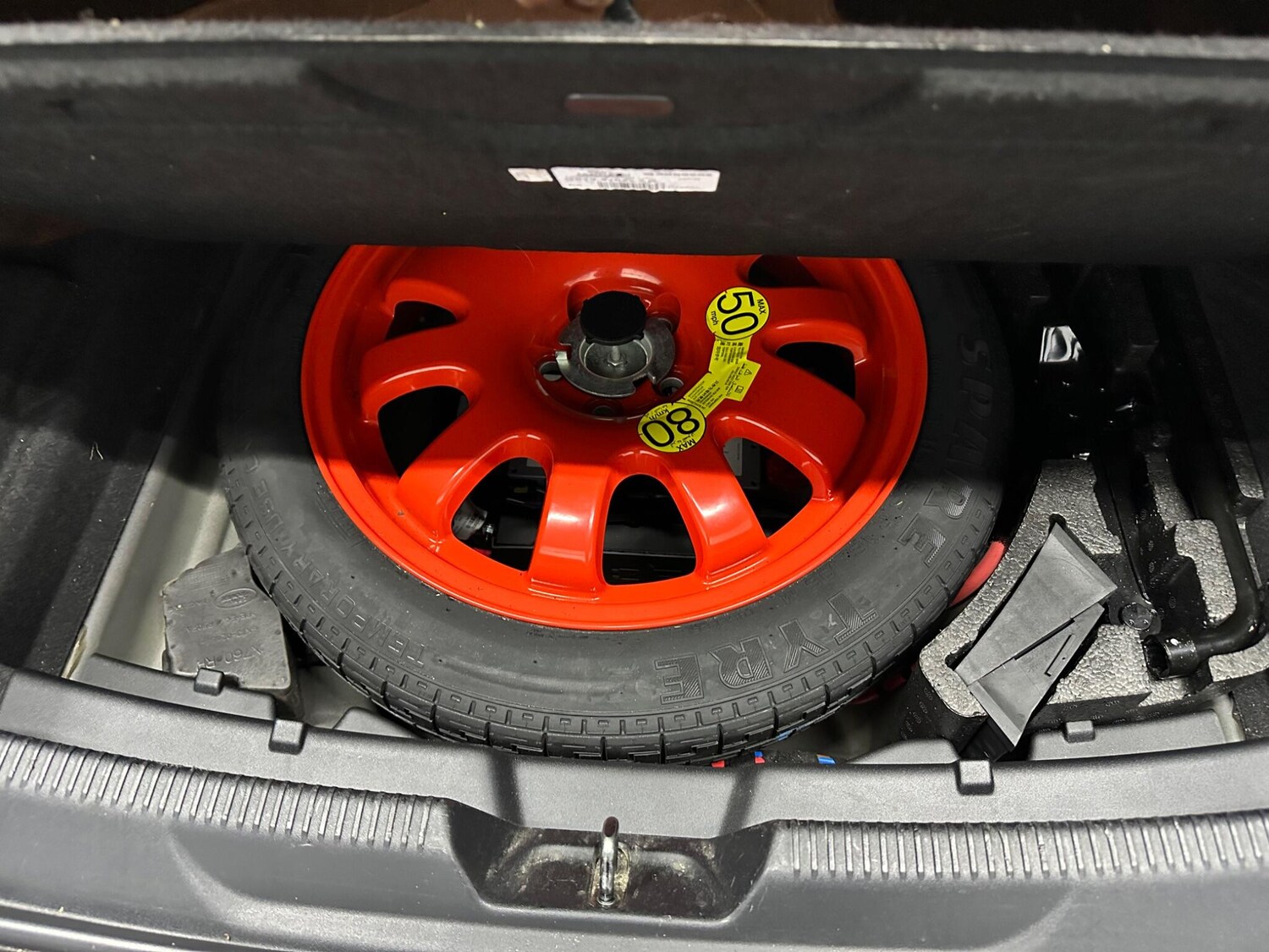 Used Jaguar XE 2016 for sale - 78058440: Photo 24