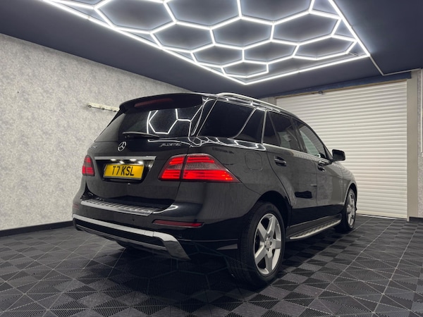 Used Mercedes-Benz M-Class 2012 for sale - 75609785: Photo 4