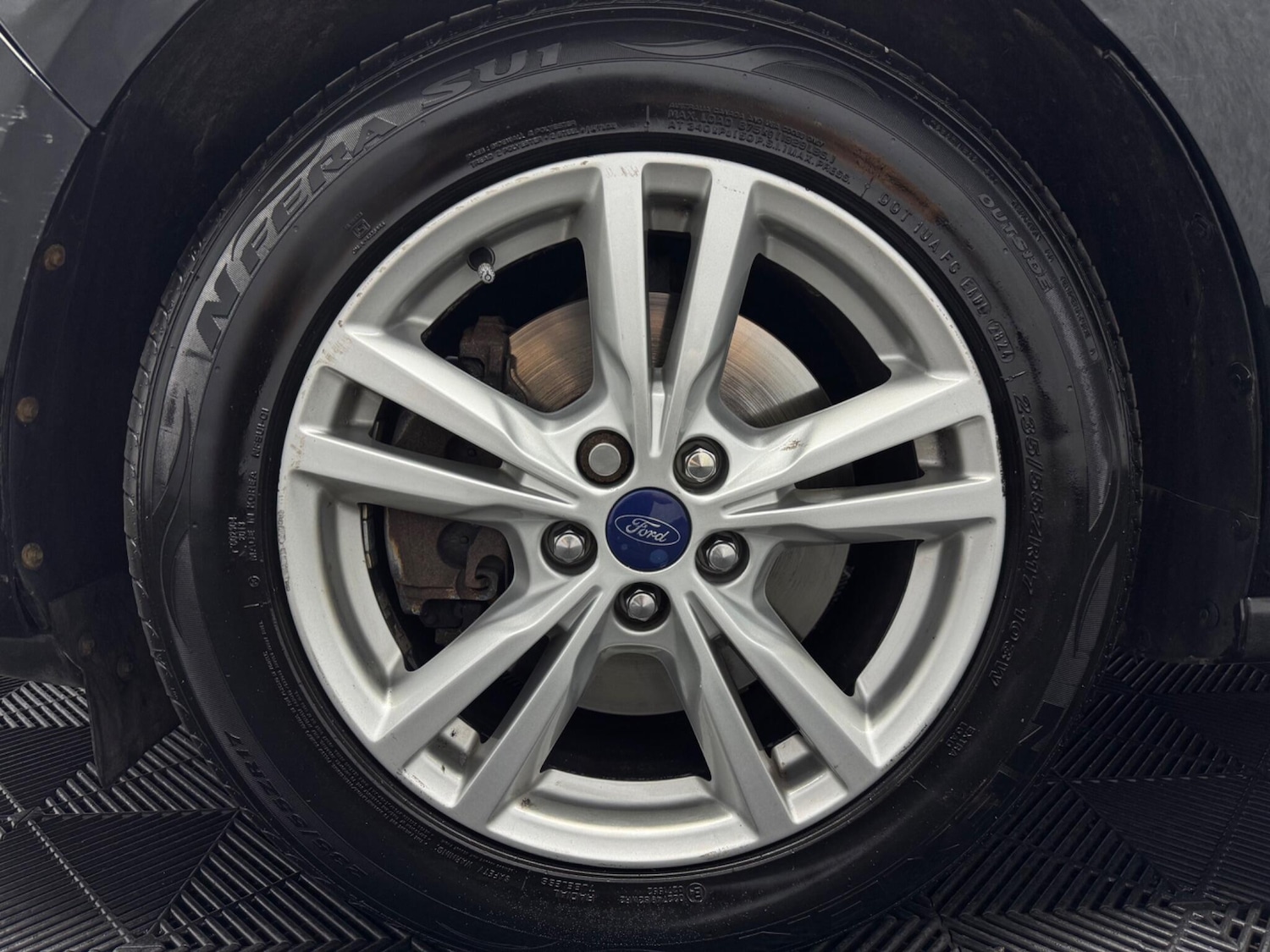 Vehicle 33
