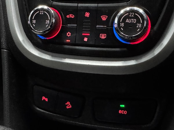 Used Vauxhall Mokka 2013 for sale - 75166019: Photo 20