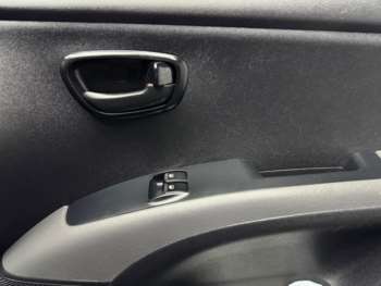 Used Hyundai i10 2011 for sale - 73890737: Photo