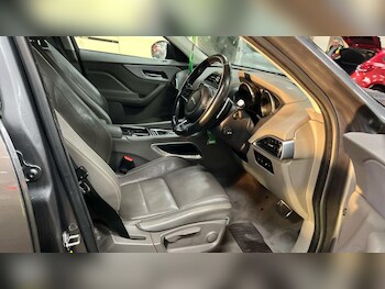 Used Jaguar F-Pace 2017 for sale - 78058441: Photo