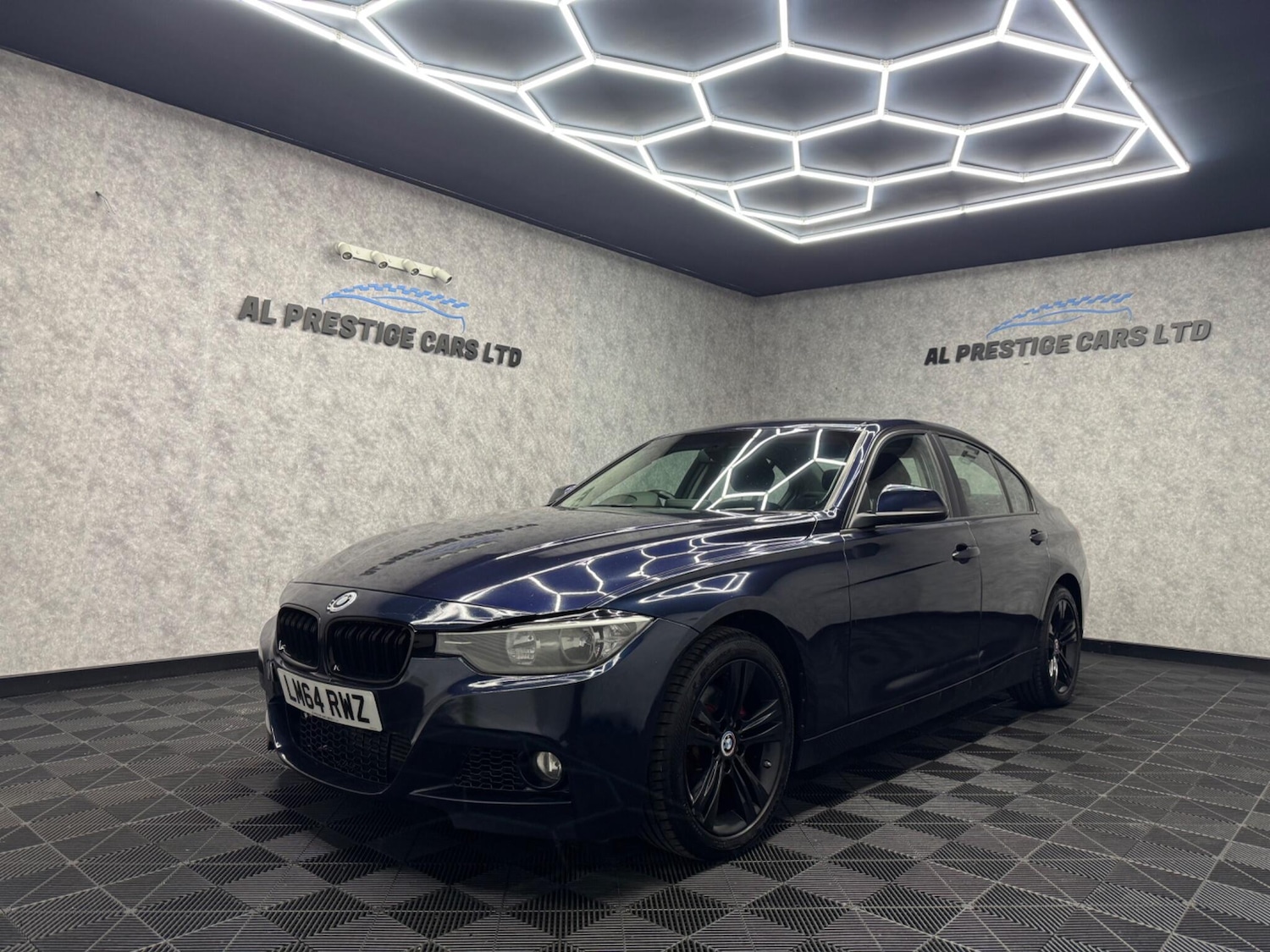 Used BMW 3 Series 2014 for sale - 76158498: Photo 1