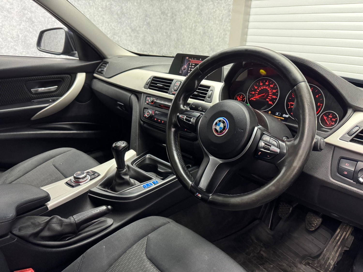 Used BMW 3 Series 2014 for sale - 76158498: Photo 2