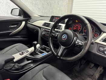 Used BMW 3 Series 2014 for sale - 76158498: Photo 2