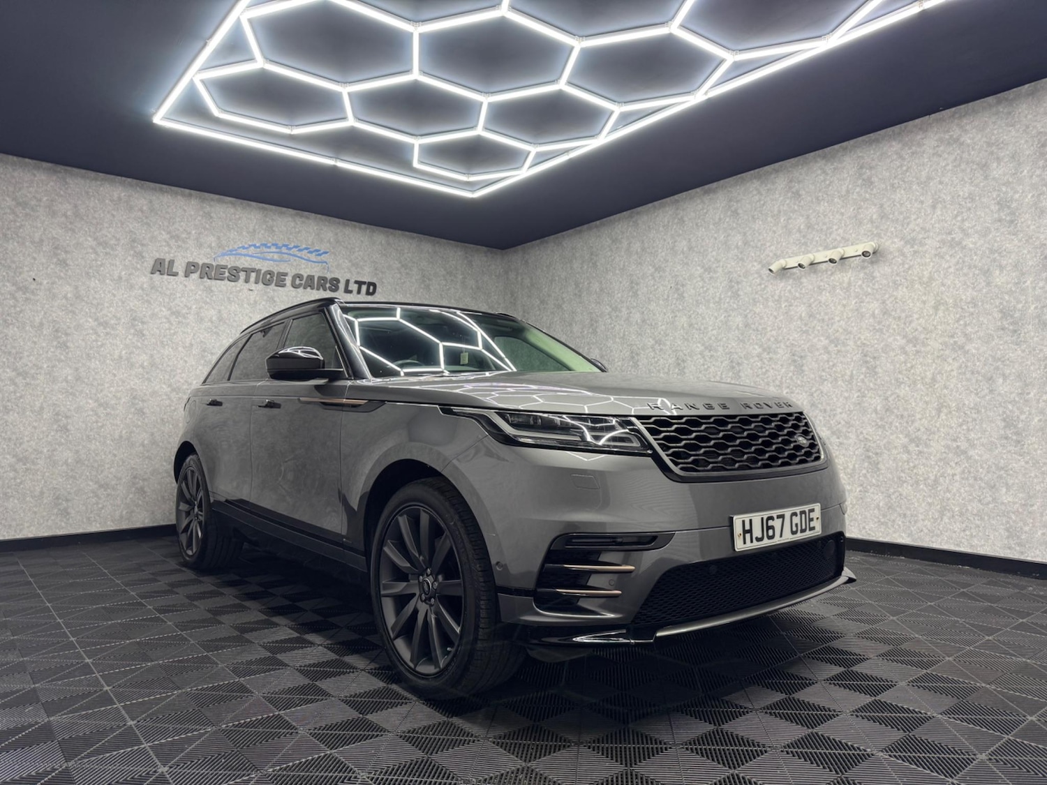 Used Land Rover Range Rover Velar 2018 for sale - 76446843: Photo 26