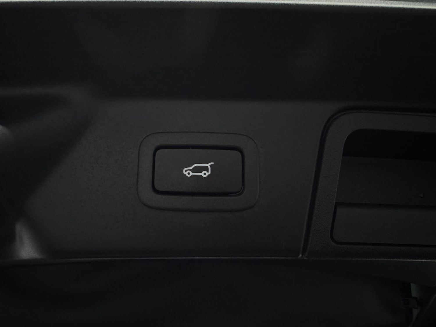 Used Land Rover Range Rover Velar 2018 for sale - 76446843: Photo 32