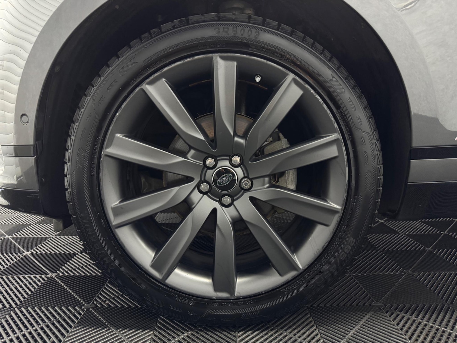 Used Land Rover Range Rover Velar 2018 for sale - 76446843: Photo 35