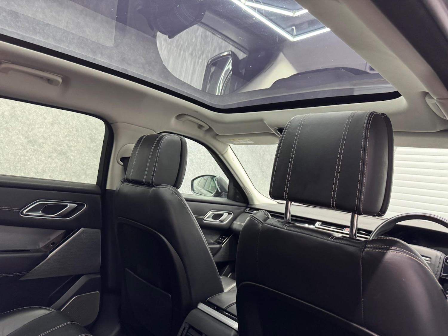 Used Land Rover Range Rover Velar 2018 for sale - 76446843: Photo 7