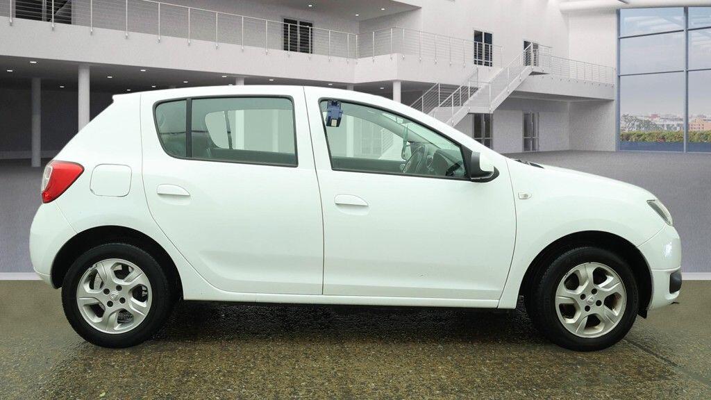 Used Dacia Sandero 2014 for sale - 77784284: Photo 9