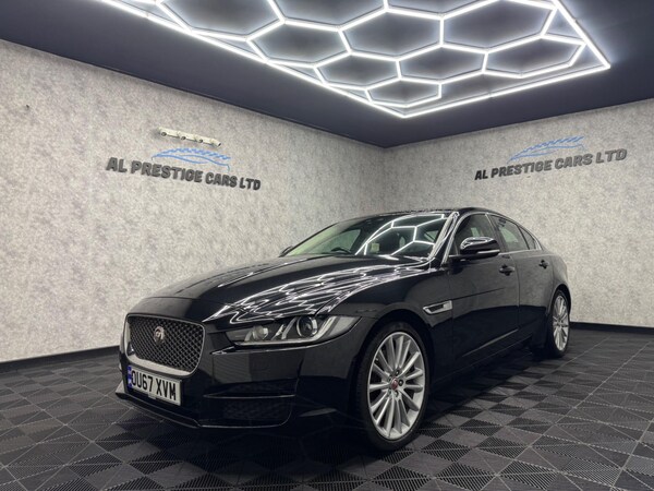 Used Jaguar XE 2017 for sale - 75669358: Photo 1
