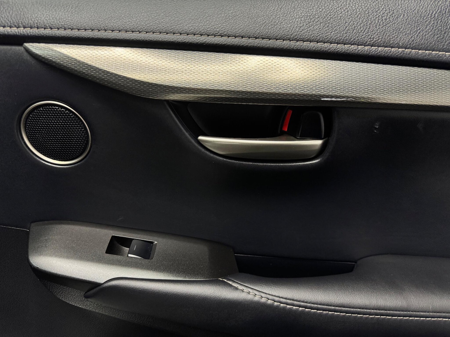 Used Lexus NX 2016 for sale - 76457561: Photo 23