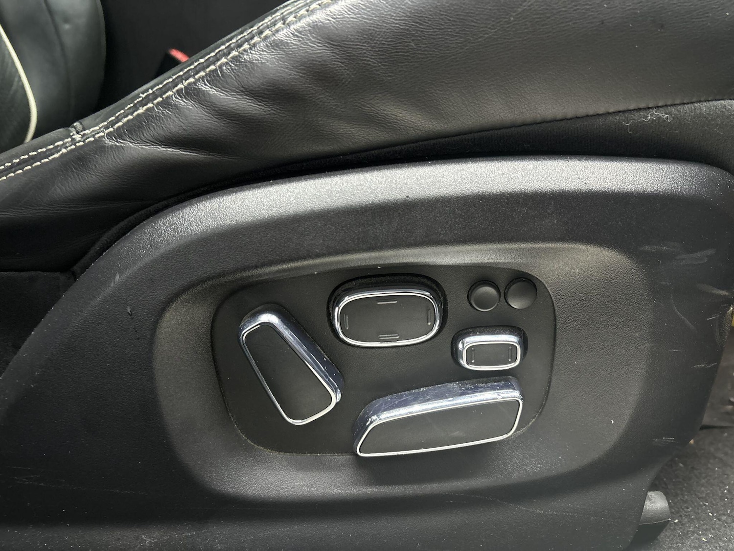 Used Jaguar XJ 2011 for sale - 77425436: Photo 27