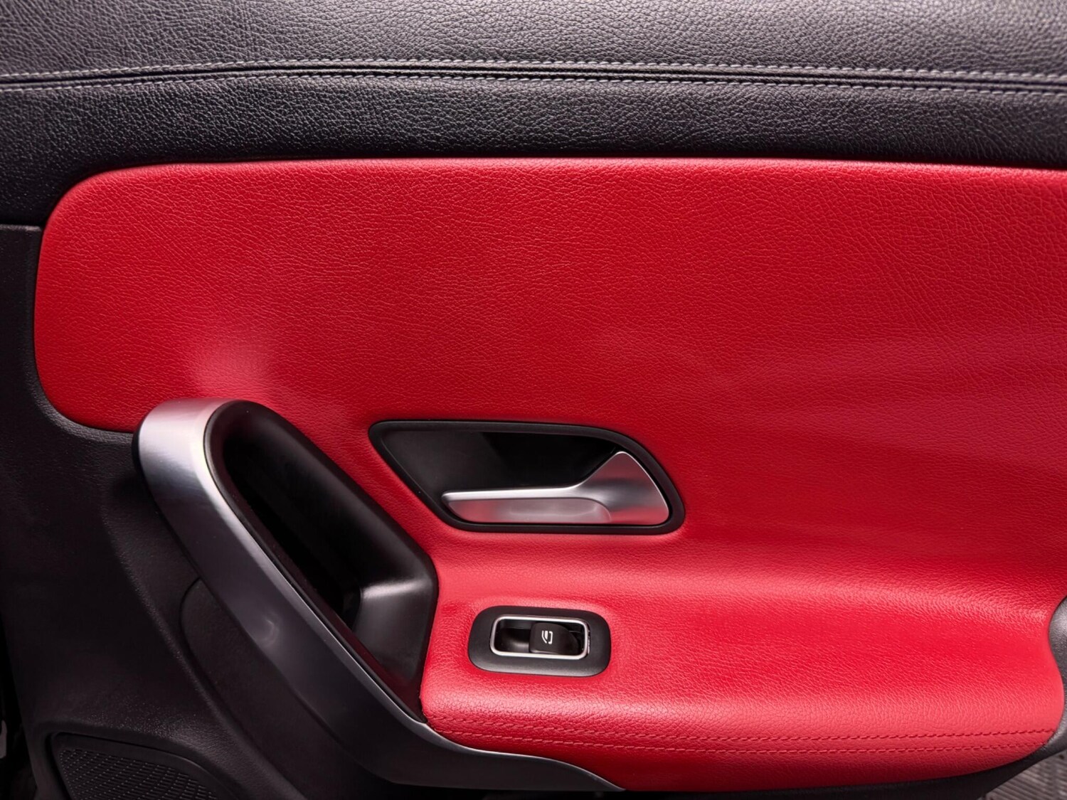 Used Mercedes-Benz CLA 2019 for sale - 78058312: Photo 41