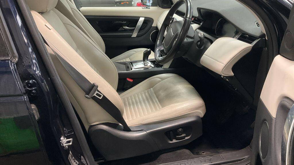 Used Land Rover Discovery Sport 2020 for sale - 76226760: Photo 2