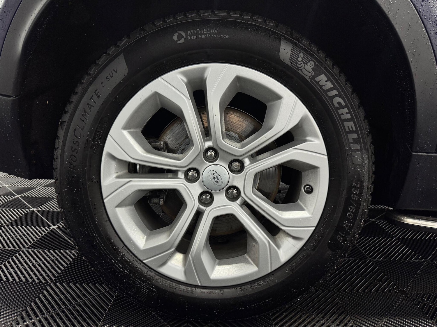 Used Land Rover Discovery Sport 2020 for sale - 76226760: Photo 31