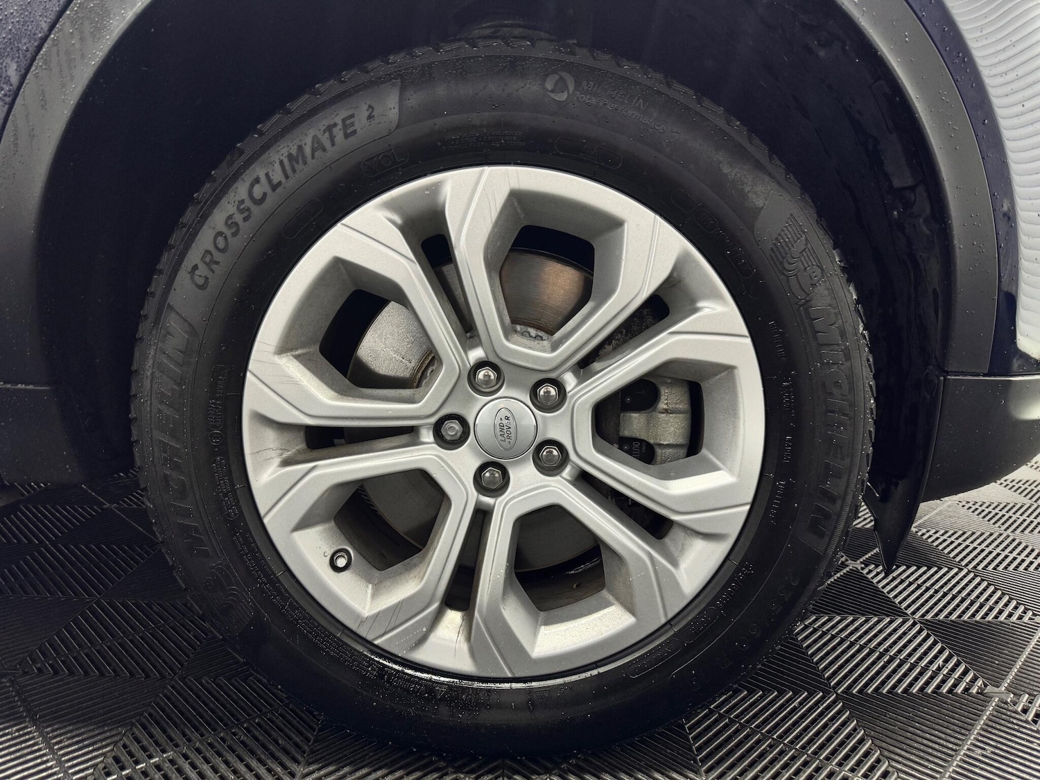 Used Land Rover Discovery Sport 2020 for sale - 76226760: Photo 33