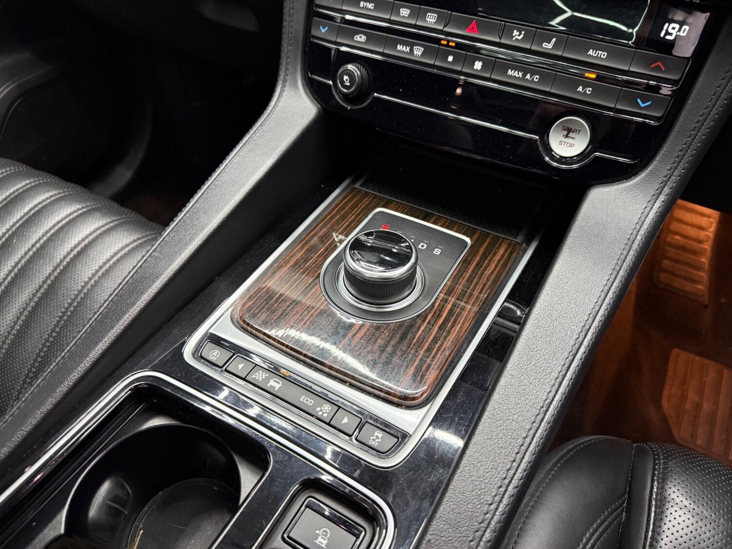 Used Jaguar F-Pace for sale - 78057643: Photo 40